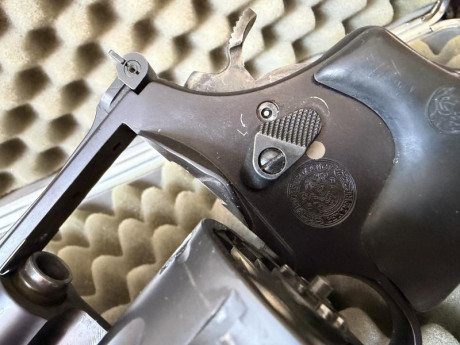 Revolver SW MPR 8 de reestreno.

En su caja original del Performance Center.

1.200 €.

Miguel 690 686 01