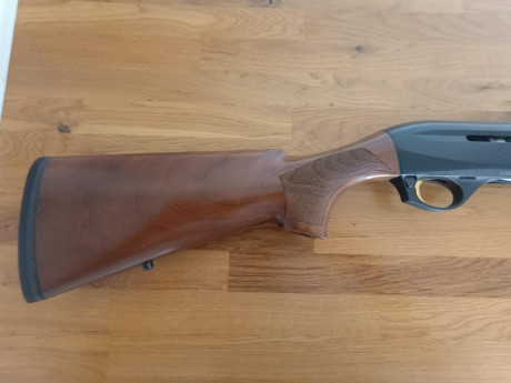 Buenas tardes, pongo a la venta, o podría valorar cambio, 
Benelli Montefeltro, cañón criogénico. 
Muy 01