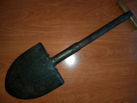 Pala U.S. M1910, fechada 1941
. Va con una funda. 100€. Está en Barcelona, envio por inpost aparte. 00