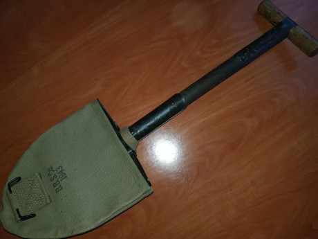Pala U.S. M1910, fechada 1941
. Va con una funda. 100€. Está en Barcelona, envio por inpost aparte. 21