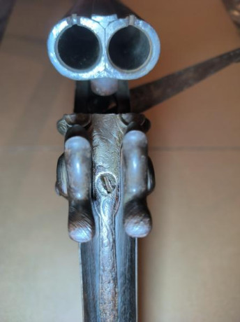 Escopeta paralela modelo Lefaucheux. Calibre 16
Antigua escopeta de colección
Precio: 100€
Whatsapp 680915308 11