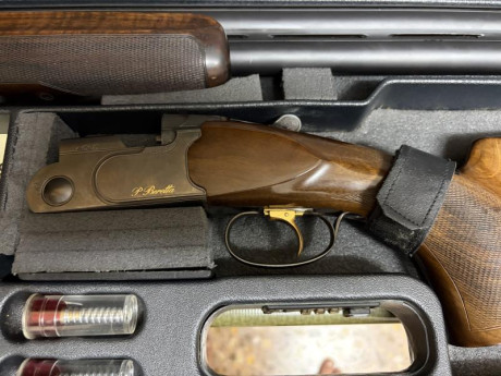 Vendo Beretta 682 Gold Trap con cañón de 76 cm y chokes fijos  IM y Full. Culata a medida de zurdos realizada 00