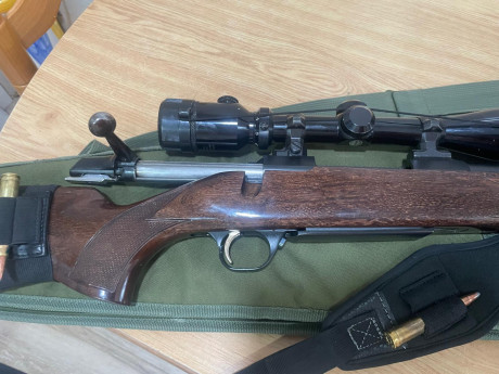 Cambio rifle Browning X Bolt de cerrojo calibre 300 en muy buen estado (soy cazador y no lo utilizo) por 01