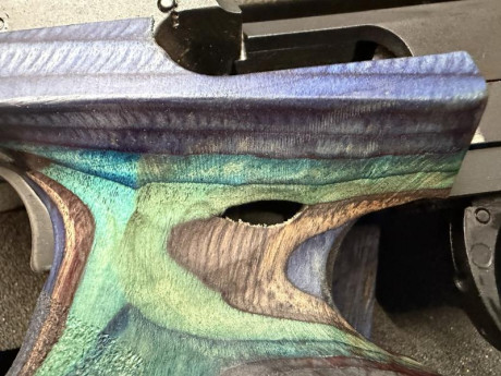 Hola,

Vendo Baikal IZH 35M .22LR

Es una pistola veterana pero funciona perfectamente. 

Ideal como primer 02