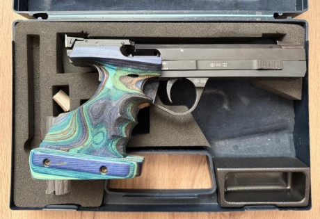 Hola,

Vendo Baikal IZH 35M .22LR

Es una pistola veterana pero funciona perfectamente. 

Ideal como primer 01