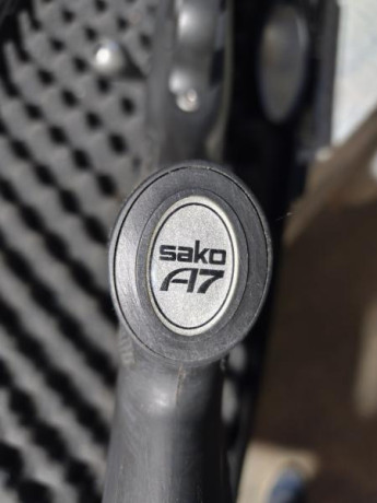 Vendo sako A7 270wsm, totalmente en inox con mira kriko de 6 a 10 aumentos, muy preciso y con bípode, 02
