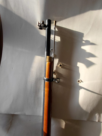 Hola a todos.
Un amigo vende Parker Hale Volunteer .451
1000€+portes 02