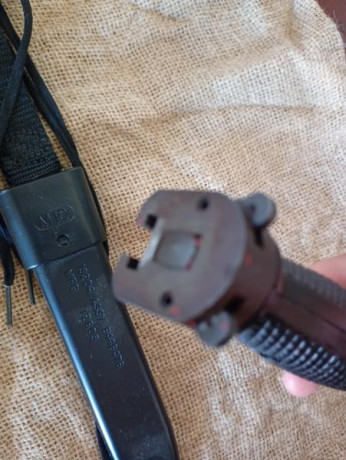 Bayoneta M7 US para fusil M16, con funda modelo M10 fabricada por colt en muy buen estado  . Marcaje en 161