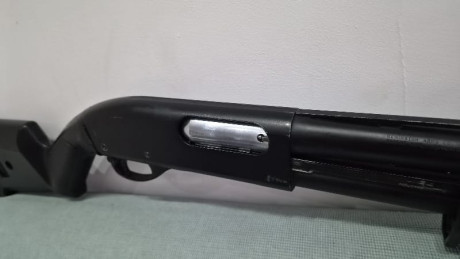 Vendo escopeta de corredera Rem870 Wingmaster recortada al mínimo legal, homologada, con muebles magpul.
Funcionando 10