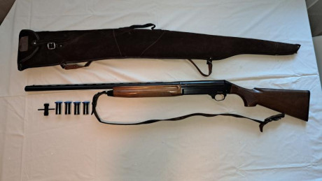 Hola a tod@s, VENDO Escopeta Benelli premium superligera calibre 12.

Además se incluye:

– 5 polichoques 02