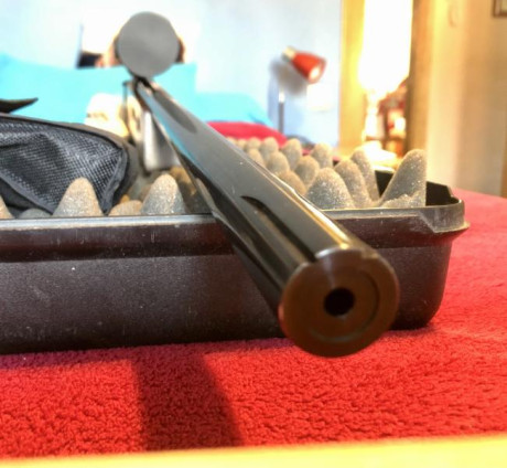 Vendo por no usar carabina Match del calibre .22 WHEIRAUCH HW660 MATCH en muy buen estado y con muy poco 00