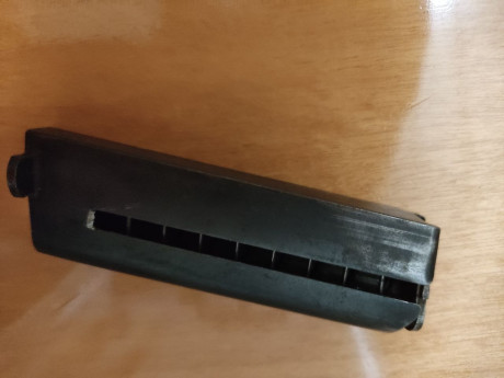 Vendo cargador para pistola  Astra  modelo  300 .
En buen estado.
Marcado con el logo de Astra.

 Precio 00