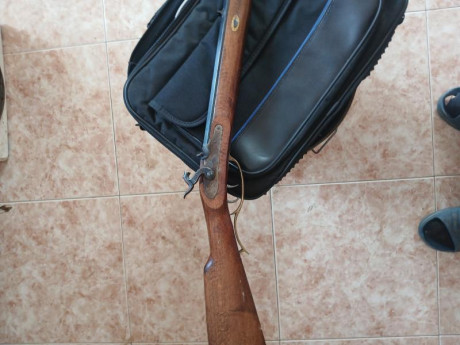 Hola, se vende rifle Ardesa Crocket del calibre 32
A 50 m es muy preciso y aparte de ser muy ligero lleva 02