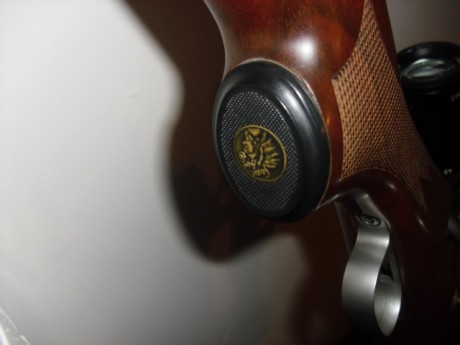 Hola .
Vendo culata de madera para savage , se puede poner en todos los savage de la serie ll0 hasta la 00