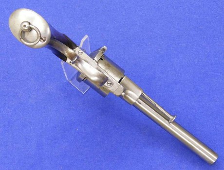Voy a colocar unas fotos de un arma larga alemana de llave de mecha del siglo XVI. 90
