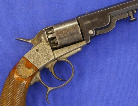 Voy a colocar unas fotos de un arma larga alemana de llave de mecha del siglo XVI. 131