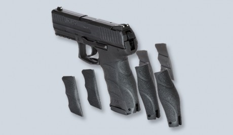 Yo lo haría con los ojos cerrados. Comparada con la Beretta 92 creo que la  P30  es una pistola de servicio 80
