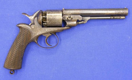 Voy a colocar unas fotos de un arma larga alemana de llave de mecha del siglo XVI. 11