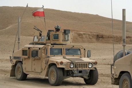 Para sus tropas en Iraq y Afganistán, el gobierno americano decidió la compra de difente material ruso, 21