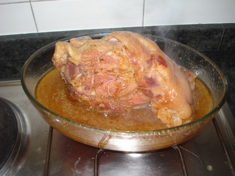 Queridos amigos: ante las expectación :8 causada por el desayuno que me he pegado esta mañana, el cual 80
