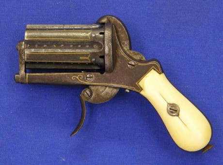 Voy a colocar unas fotos de un arma larga alemana de llave de mecha del siglo XVI. 00