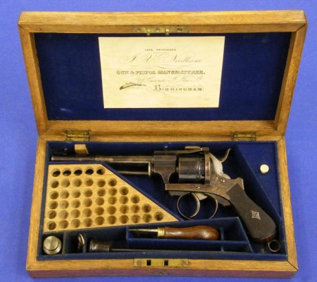 Voy a colocar unas fotos de un arma larga alemana de llave de mecha del siglo XVI. 30