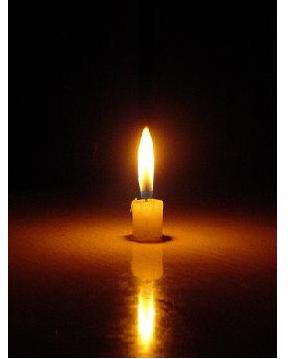  En memoria de las víctimas de un acto tan atroz... 

 http://www.asociacioncanariadebridge.com/joomla4/images/stories/noticias2010/20080307150144-lazo-negro.gif 60