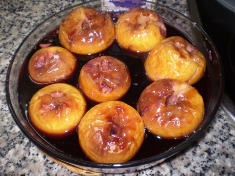 Queridos amigos: ante las expectación :8 causada por el desayuno que me he pegado esta mañana, el cual 00