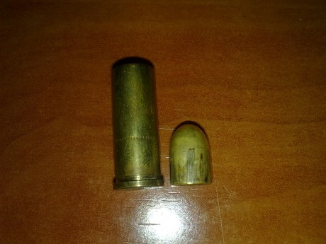 Bueno pues como a veces me acerco al campo de tiro y como no hay nadie tirando miro de recojer alguna 02