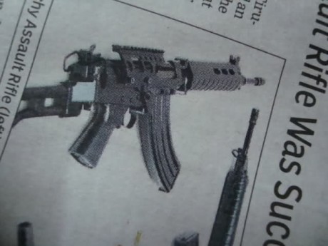  http://www.specwar.info/vybava/vyzbroj/INSAS/ 

Tanto hablar de AK, M4, y un poquito de 00