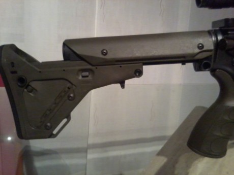 hola a tod@s
hace muy poco que tengo el colt M4 del 22lr y le tengo puesto un visor tasco 6x24x50 va muy 11