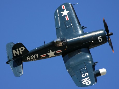 Pues eso, en este hilo pretendo deleitaros como amantes de los aviones de combate que sois muchos, con 122