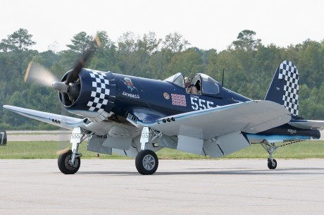 Pues eso, en este hilo pretendo deleitaros como amantes de los aviones de combate que sois muchos, con 132