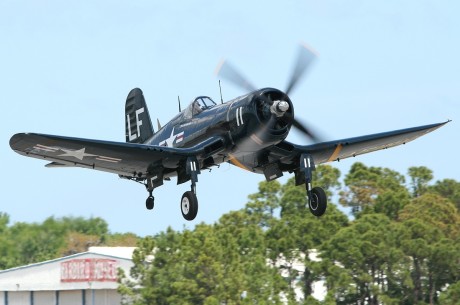 Pues eso, en este hilo pretendo deleitaros como amantes de los aviones de combate que sois muchos, con 160