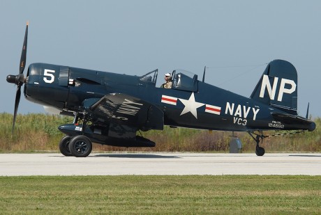 Pues eso, en este hilo pretendo deleitaros como amantes de los aviones de combate que sois muchos, con 01