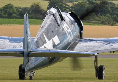 Pues eso, en este hilo pretendo deleitaros como amantes de los aviones de combate que sois muchos, con 31