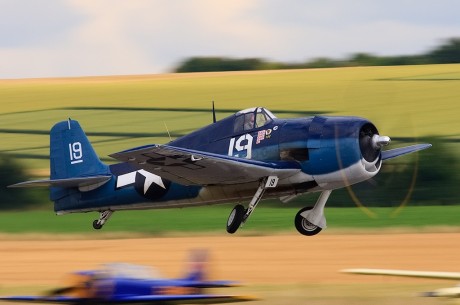 Pues eso, en este hilo pretendo deleitaros como amantes de los aviones de combate que sois muchos, con 30