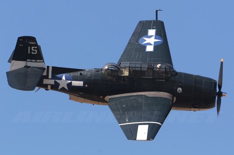 Pues eso, en este hilo pretendo deleitaros como amantes de los aviones de combate que sois muchos, con 50