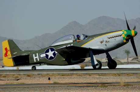 Pues eso, en este hilo pretendo deleitaros como amantes de los aviones de combate que sois muchos, con 120