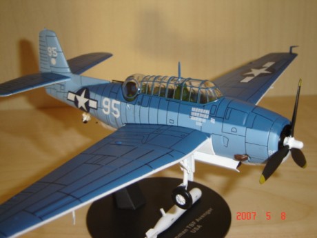 Pues eso, en este hilo pretendo deleitaros como amantes de los aviones de combate que sois muchos, con 171