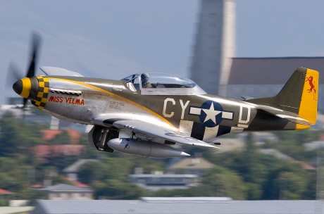 Pues eso, en este hilo pretendo deleitaros como amantes de los aviones de combate que sois muchos, con 30