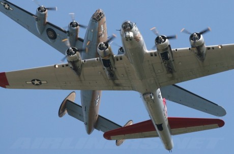 Pues eso, en este hilo pretendo deleitaros como amantes de los aviones de combate que sois muchos, con 100
