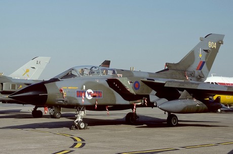 Pues eso, en este hilo pretendo deleitaros como amantes de los aviones de combate que sois muchos, con 161