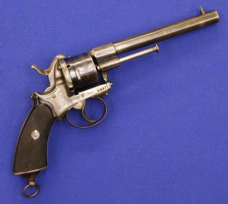 Voy a colocar unas fotos de un arma larga alemana de llave de mecha del siglo XVI. 20
