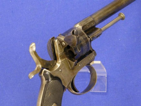 Voy a colocar unas fotos de un arma larga alemana de llave de mecha del siglo XVI. 31