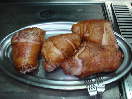 Queridos amigos: ante las expectación :8 causada por el desayuno que me he pegado esta mañana, el cual 52