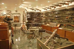 q no os parezca mal, pero yo beo q unos pocos nos conformamos con un presupuesto para armas muy pequeño, 130