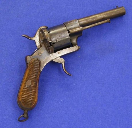 Voy a colocar unas fotos de un arma larga alemana de llave de mecha del siglo XVI. 100